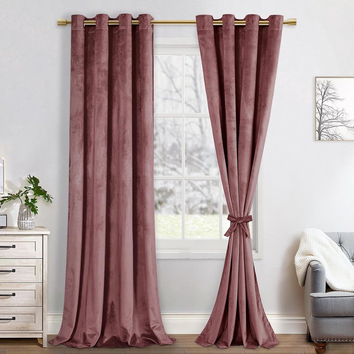 Fluwelen verduisteringsgordijnen, set van 2, zachte ondoorzichtige gordijnen met oogjes voor slaapkamer, 140 x 245 cm (breedte x hoogte), roze