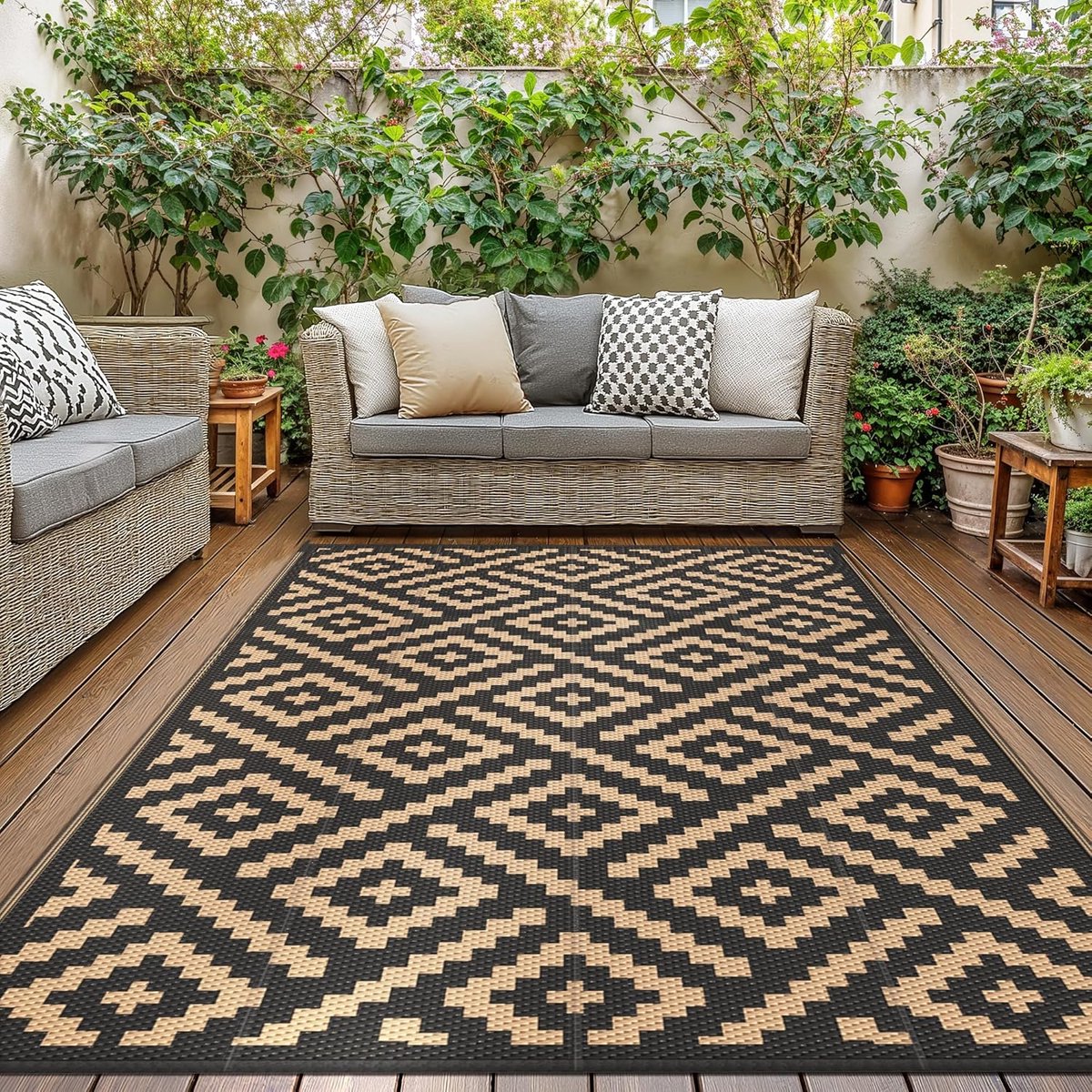 Tapijten Voor Buiten Waterdicht Omkeerbaar Tapijt Camper, Balkon, Patio, Terras, 150x240cm, Ruit Zwart en Bruin | Gerecycleerd UV-bestendig modern tuintapijt, campingmat, voor terrassen, picknick, achtertuin en balkon