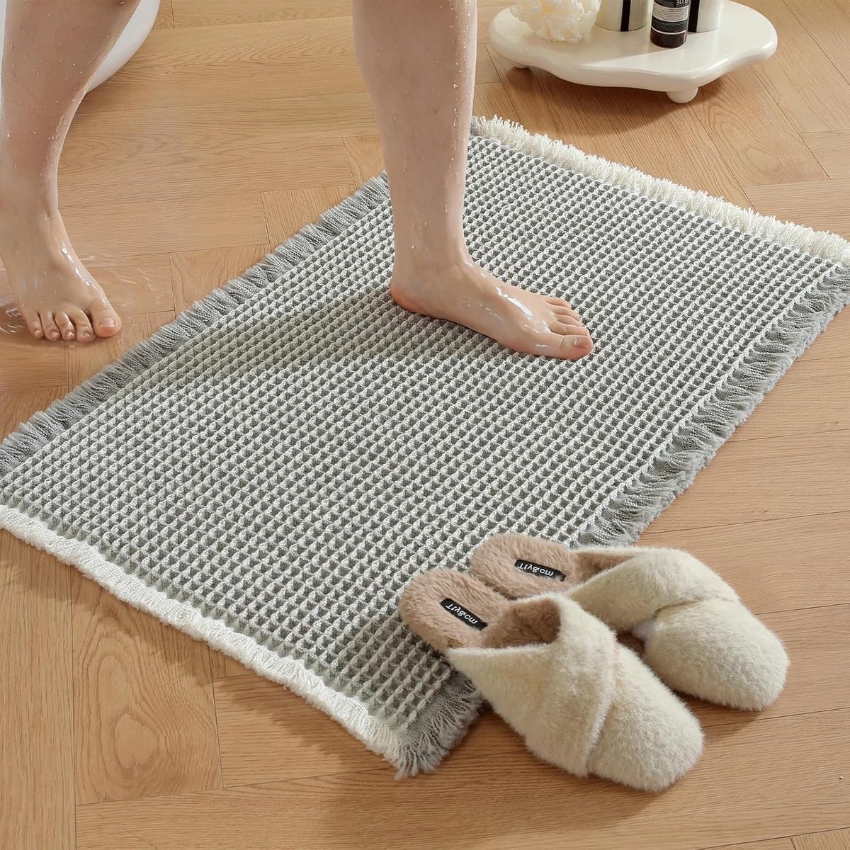 Badmat 40x60cm, Antislip Badkamermat, Douchemat Super Absorberend, Machinewasbaar Badtapijt Gemakkelijk Te Reinigen, Voor Badkuip, Douche En Badkamer, Lichtgrijswit