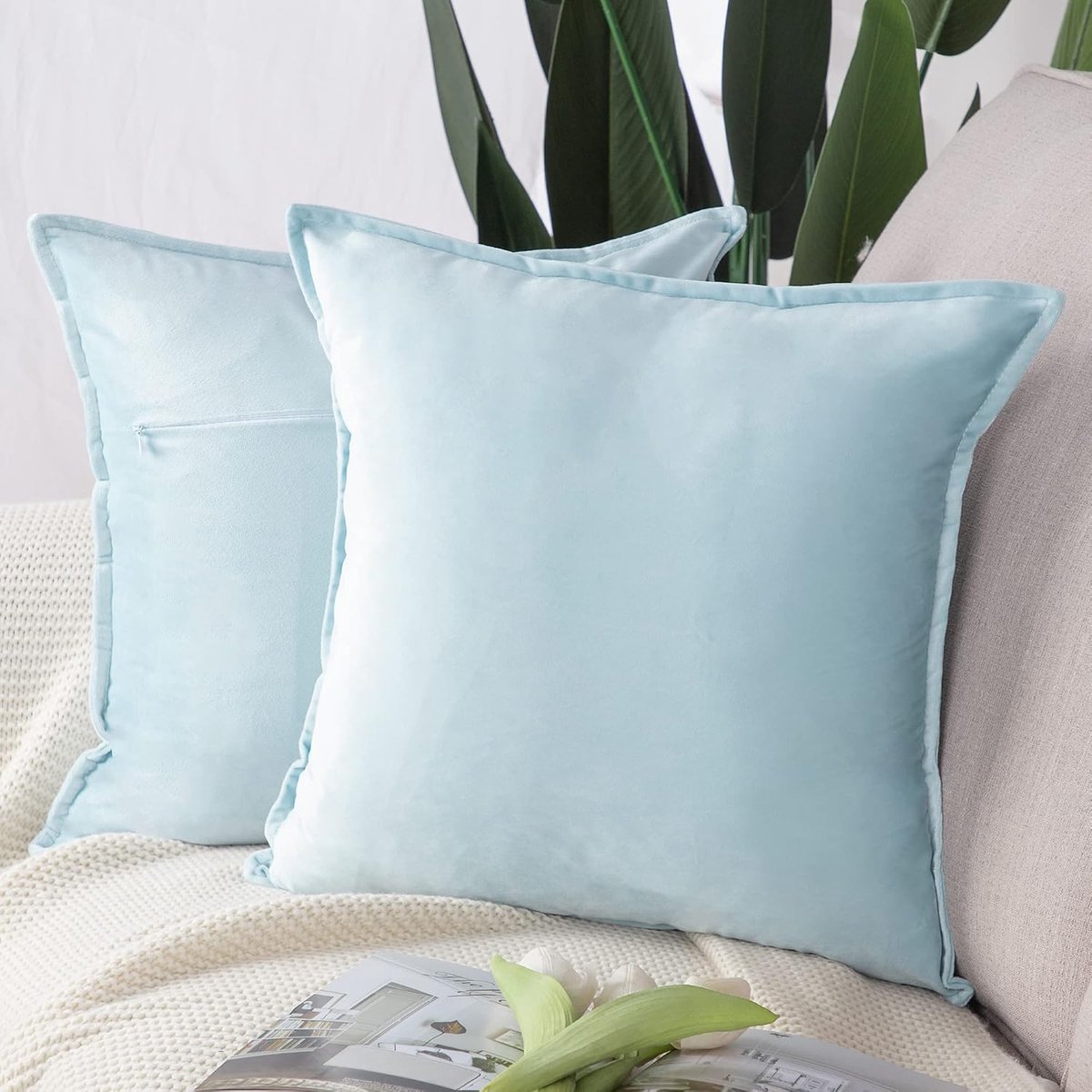 Set van 2 Super Zachte Fluwelen Decoratieve kussenslopen met Franje Luxe Stijl Kussenhoesje voor Sofa Slaapkamer 50x50 cm Lichtblauw