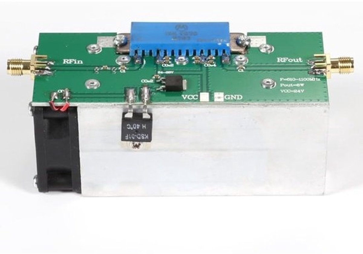 Vermogensversterker Module - Signaal Versterker - Signaal Versterking - Actieve Koeling - 600-1100MHz - Groen