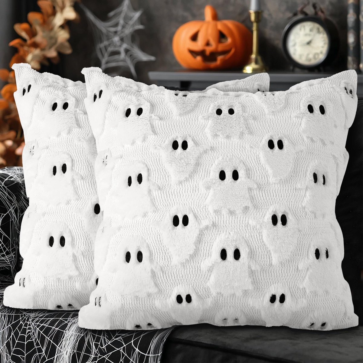 Famanu Set van 2 Halloween kussenhoezen, schattige spookachtige kussenslopen van zacht pluche, 40 x 40 cm, ideaal voor decoratie in huis en slaapkamer Zwart