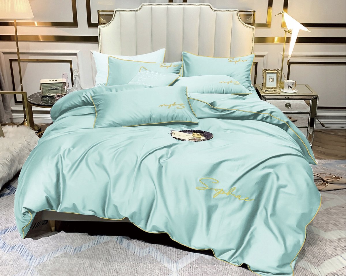Luxe Mint Groen Beddengoed Set 160x200cm met Gouden Borduurwerk
