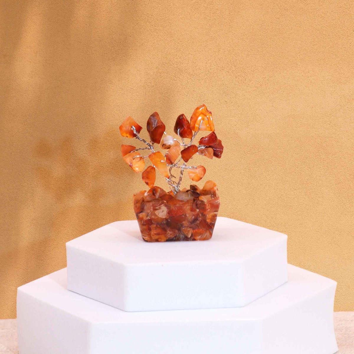 AW Gifts Mini edelsteenbomen op orgonite basis - Carneool (15 stenen) multicolor