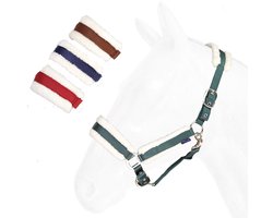 Paardenhalster met synthetische schapenvacht voering en nikkel gespen Daslö
