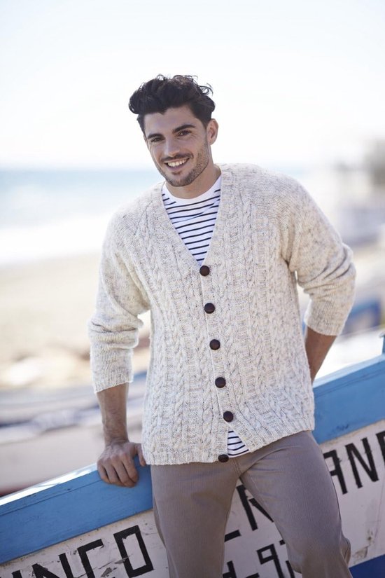Breipatroon Boek - Breiboek Aran - Kleding Breien - 12 Favoriete Ontwerpen - 29.7 x 21 x 1.3 cm — afbeelding 2