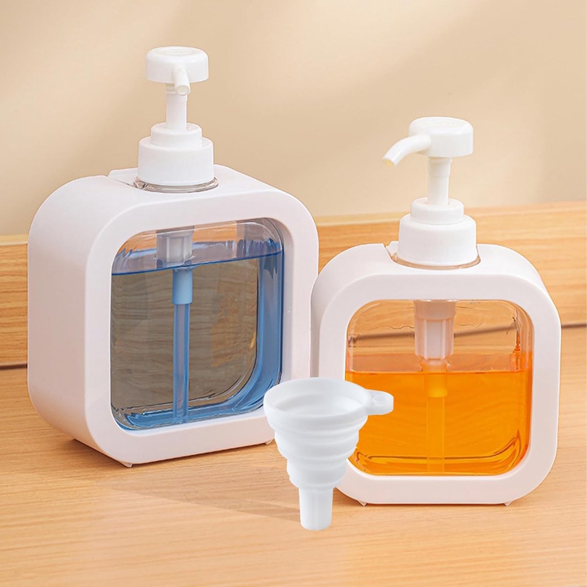 Set van 2 Witte Plastic Zeepdispensers met Trechter voor Keuken en Badkamer - 500 ml, Perfect voor Afwasmiddel, Shampoo en Handzeep