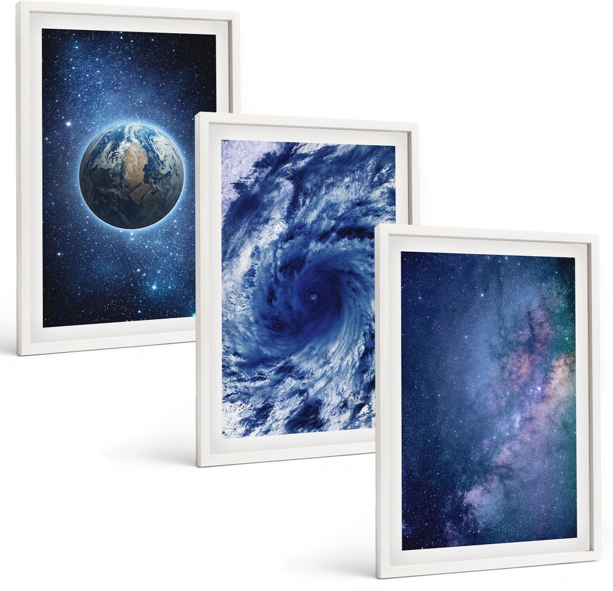 Wallfluent 3-Delige Schilderij Set - Aarde In Een Ruimtestorm En Sterrenstelsel - 40 x 60 - Decoratieve Schilderijen - Wanddecoratie - Hal - Interieur Decoratie