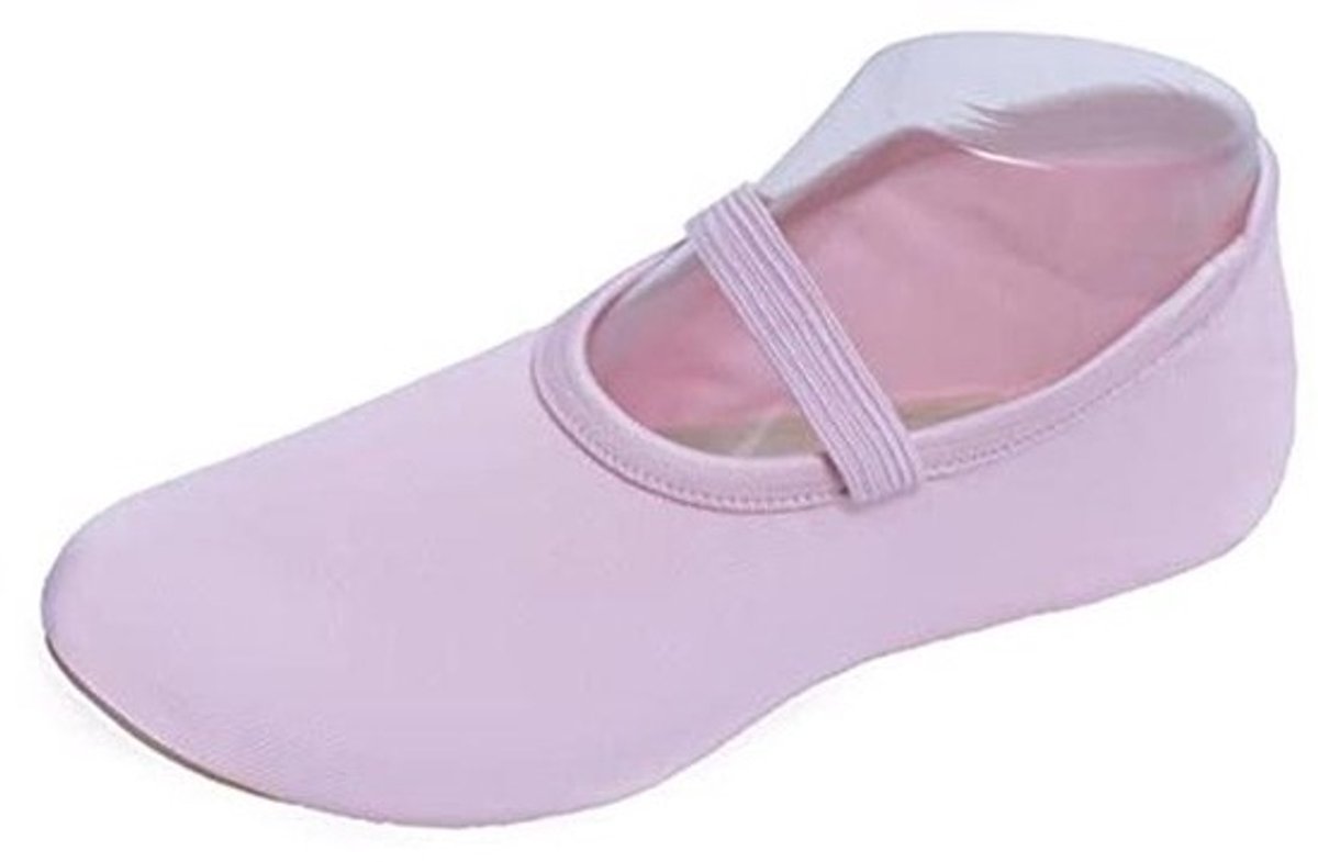 Trampolineschoenen en gymnastiekschoenen voor kinderen en volwassenen - zwart, wit, blauw, roze