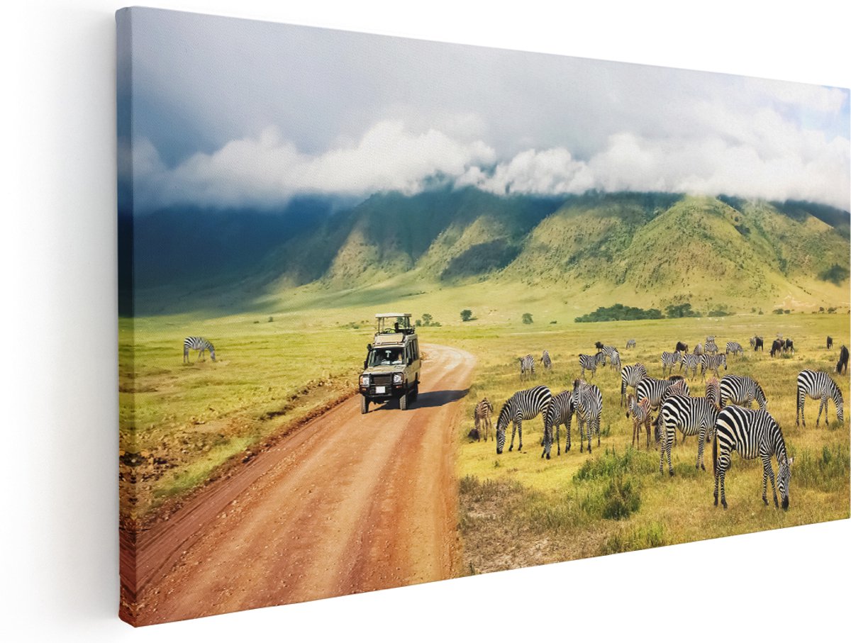 Artaza Canvas Schilderij Safari Auto tussen de Zebra's - 140x70 cm - Groot - Wanddecoratie Woonkamer - Schilderijen - Muurdecoratie