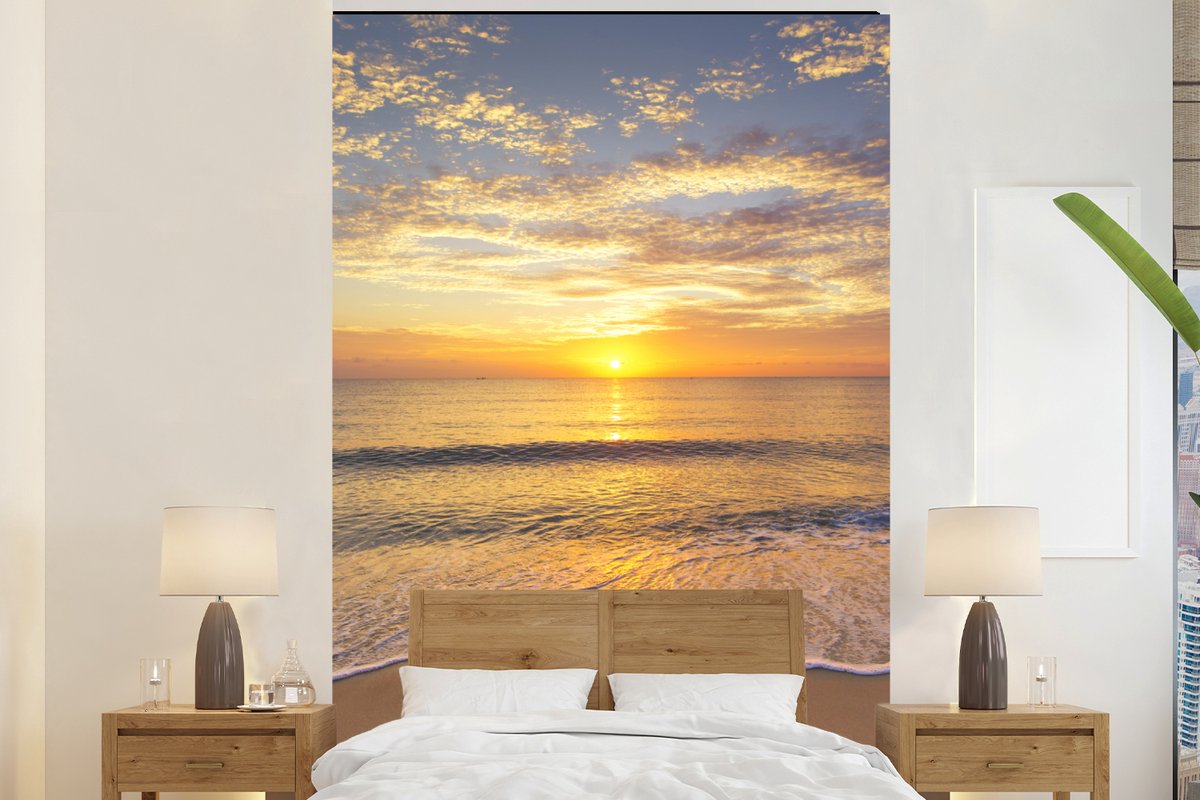 Behang - Fotobehang Strand - Zonsondergang - Zee - Breedte 225 cm x hoogte 350 cm