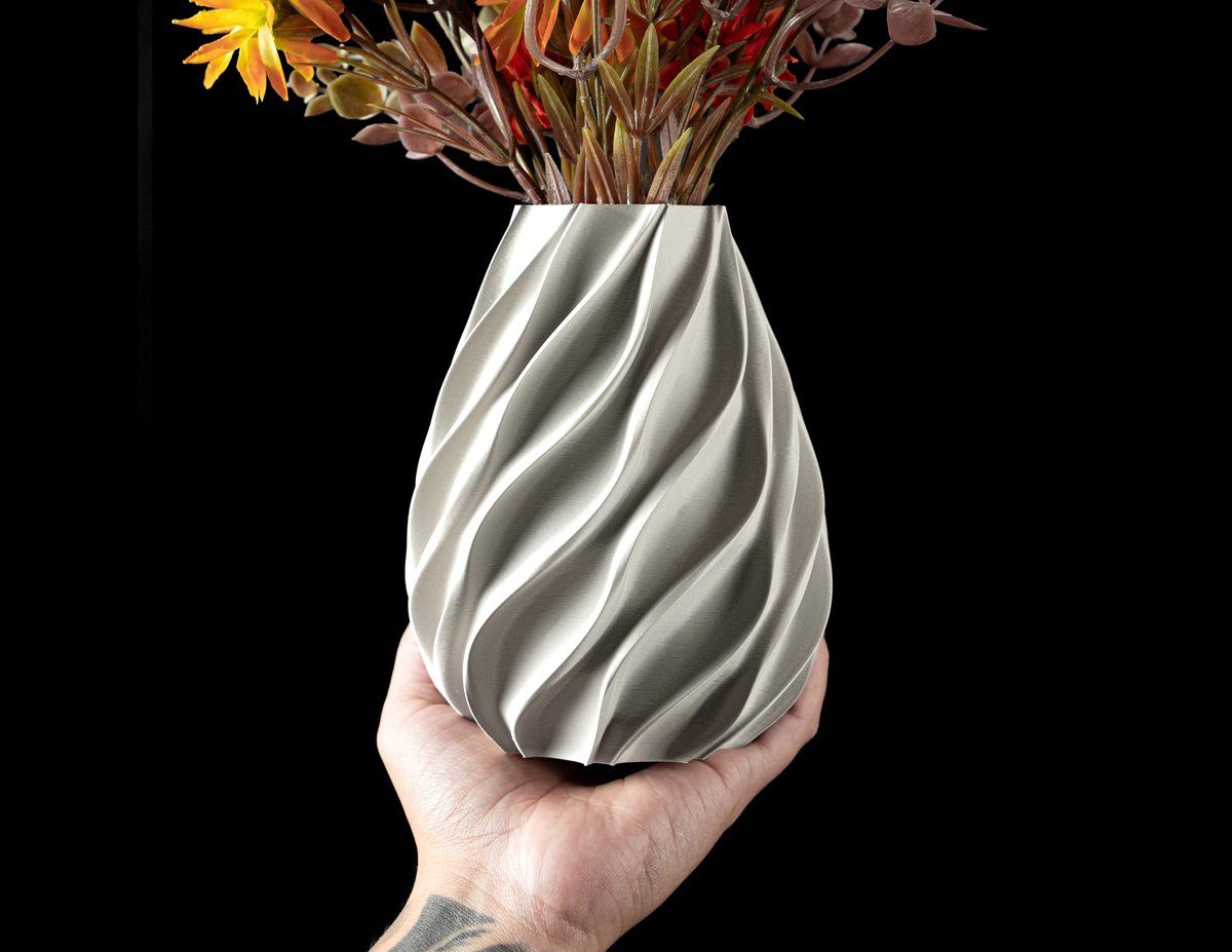 Skushy Vaas Twisted - Geschikt voor Bouwbloemen - Japandi Designvaas voor Droogbloemen en Kunstbloemen - Sculpturale Decoratieve Vaas - Moderne Woondecoratie