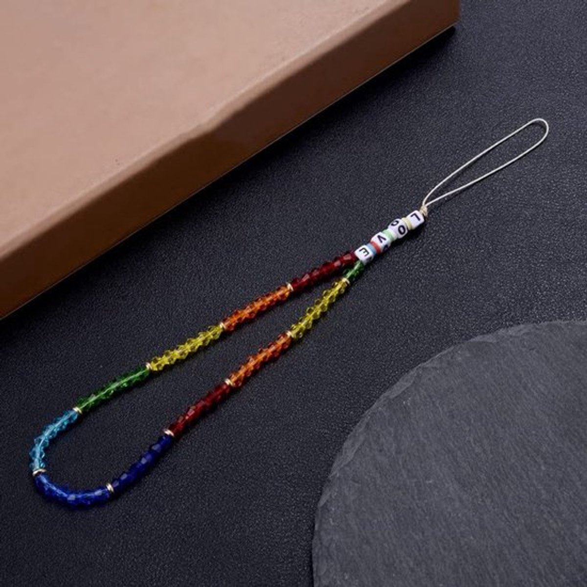 Telefoonketting kleurrijke kristalstenen - Telefoonkoord pols - Telefoonhanger dames - Natuurlijke edelstenen - Lichtgewicht en duurzaam - Lengte 5cm
