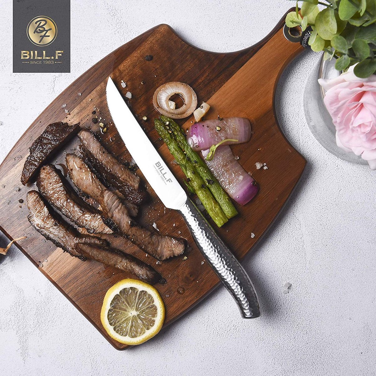 Dailygoods- Steakmesserset 4-delig - 4,5 inch - Gekartelde Randen - Hoogwaardig Roestvrij Staal - Comfortabele Grip - Elegant Design - Messen