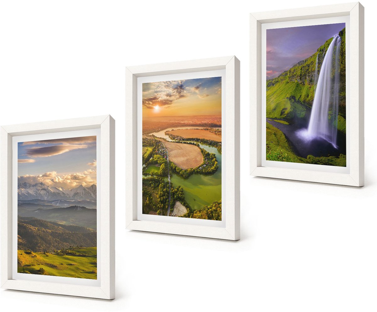 Coloray 3-Delige Schilderij Set - Uitzicht op een bergrivier en waterval in de natuur. - 20x30 - Stijlvolle Wanddecoratie - Interieur - Muurdecoratie