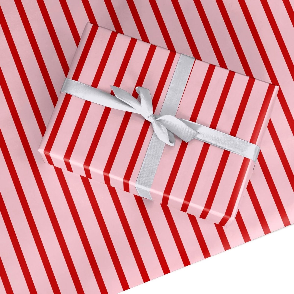 Omgoods - Roze en Rood Gestreept Cadeaupapier Set van 3 Vellen