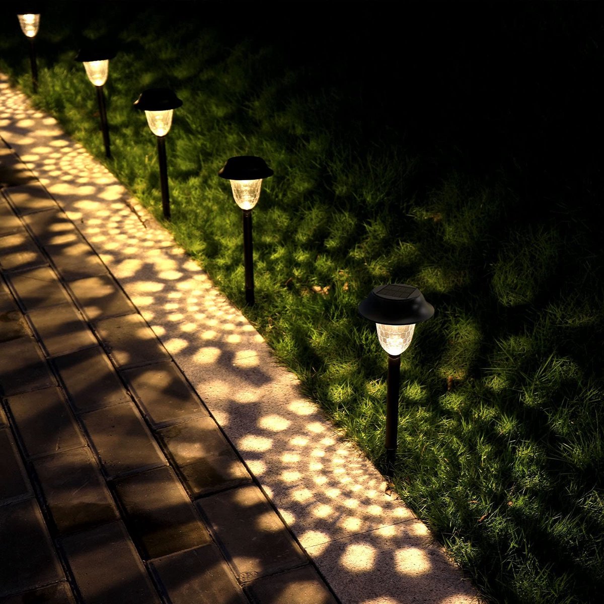Omgoods - 8 Stuks LED Solar Tuinverlichting Waterdicht voor Buiten