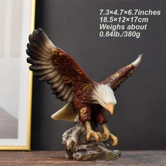 Arendbeeld met afmetingen 18,5x12x17cm en een gewicht van 380g.