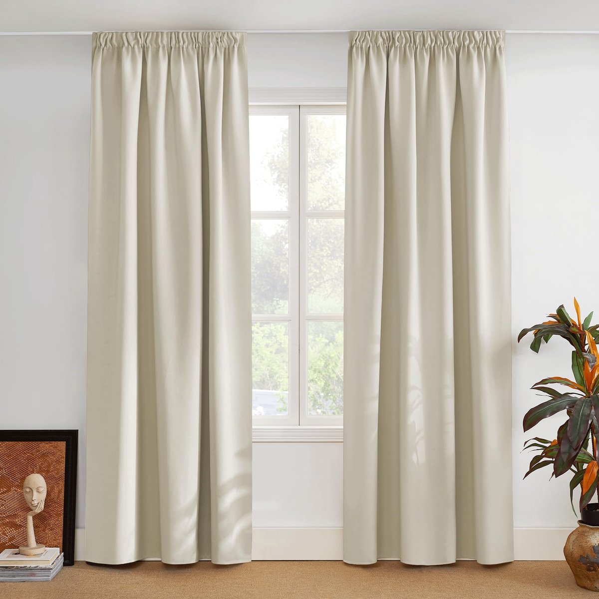 Omgoods- Gordijn Verduisterend - 2 Panelen - 228 x 228 cm - Warmte-isolerend - Privacybescherming - Lichtbeige - Raamdecoratie
