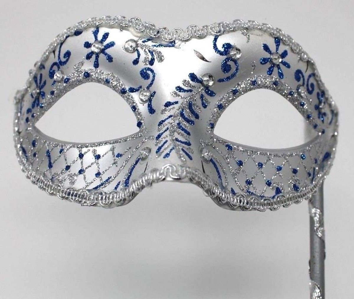 Omgoods - Sprankelend Blauw en Zilveren Venetiaans Masker met Steun