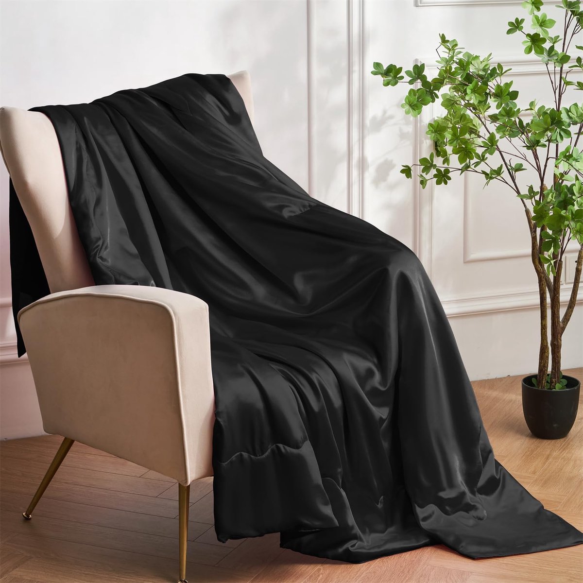 SnelShoppen - Cuddly Blanket 220 x 240 cm, Zwarte Satijnen Dekbed, Luxe Sofa Dekentje, Koelende Zomerdeken, Licht en Zacht, Perfect voor Bed, Bank, Ka