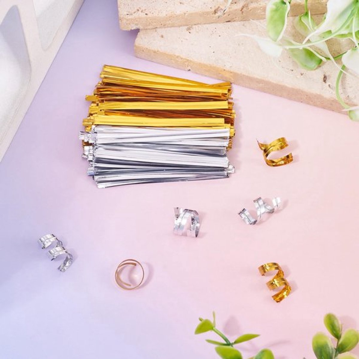 Stropdassen Metallic - 1550 Stuks - Gouden/Zilveren Twist Draad - Herbruikbare Tas Tie - 60x4mm - Ideaal voor Cadeauverpakking - Twist Ties