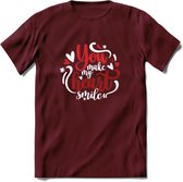 You Make My Heart Smile - Valentijn T-Shirt | Grappig Valentijnsdag Cadeautje voor Hem en Haar | Dames - Heren - Unisex | Kleding Cadeau | - Burgundy - XL
