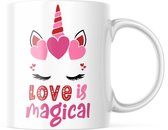 Valentijn Mok met tekst: LOVE IS MAGICAL | Valentijn cadeau | Valentijn decoratie | Grappige Cadeaus | Koffiemok | Koffiebeker | Theemok | Theebeker