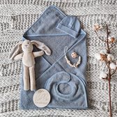 Gioia Giftbox essentials medium grey blue - Jongen - Babygeschenkset - Kraamcadeau - Baby cadeau - Kraammand - Babyshower cadeau