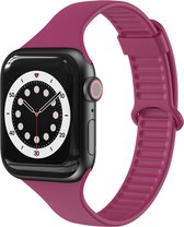 By Qubix TPU Slim Fit bandje - Wijnrood - Geschikt voor Apple Watch 42mm - 44mm - 45mm - Ultra - 49mm - Compatible Apple watch bandje - smartwatch