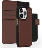 Accezz Hoesje Geschikt voor iPhone 14 Pro Hoesje Met Pasjeshouder - Accezz Premium Leather 2 in 1 Wallet Bookcase - Bruin