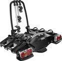 Zwarte Thule VeloCompact fietsendrager met rode achterlichten, voor 3 fietsen.