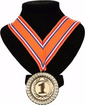 Kampioensmedaille nr. 1 aan oranje/rood/wit/blauw lint