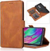 Voor Samsung Galaxy A40 Retro Magnetische Sluiting Horizontale Flip Leren Case met Houder & Kaartsleuven & Fotolijst & Portemonnee (Bruin)