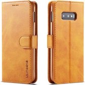 Voor Galaxy S10e LC.IMEEKE Horizontale lederen flip-hoes met kalfsleer, met houder en kaartsleuven en portemonnee (geel)