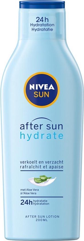 Lichtblauwe fles Nivea Sun after sun hydrate lotion met aloe vera, met Nederlandse en Franse tekst.