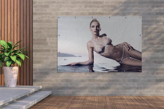 Meg Turner Nude