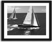 Foto in frame , 2 Zeilboten ​, 70x100cm , Zwart wit  , Premium print