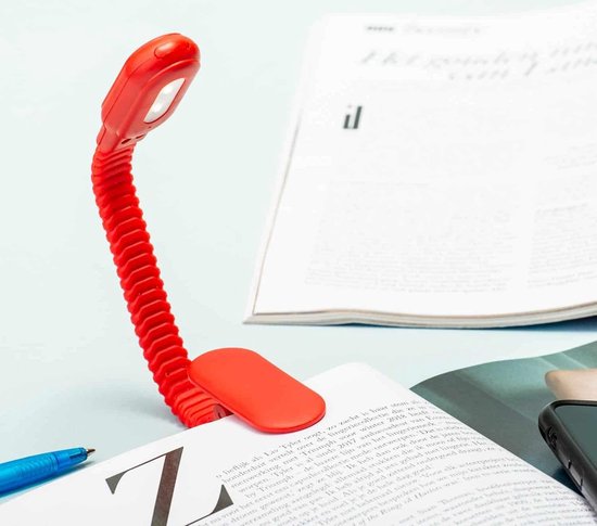 Kikkerland Oplaadbaar Leeslampje Met Clip - Rood van Kikkerland — afbeelding 5