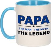 Papa the man the myth the legend cadeau mok / beker wit en blauw - 300 ml - verjaardag / Vaderdag - kado koffiemok / theebeker