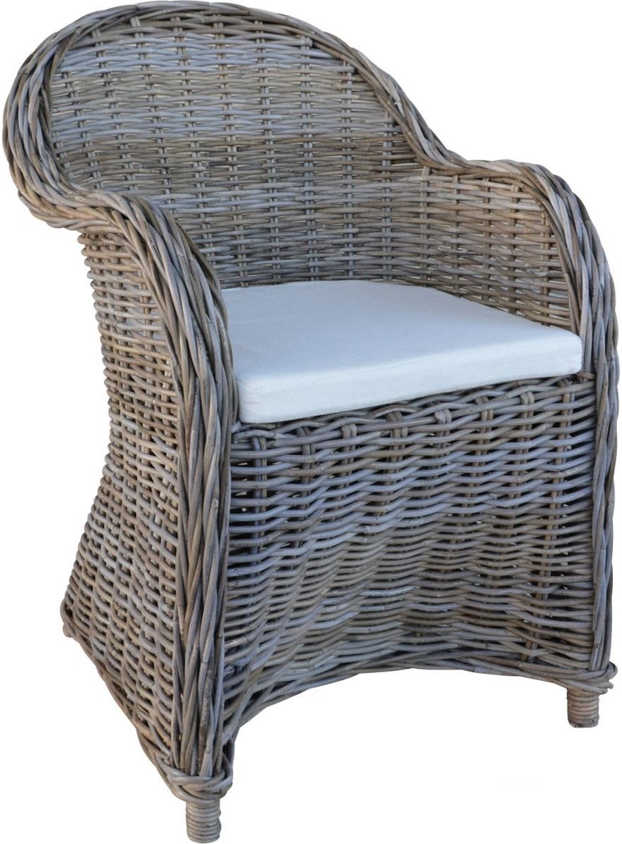 Decomeubel Rotan Tuinstoel Kubu Grey - Met Wit Kussen - Landelijk Stijl - 1 Stoelen