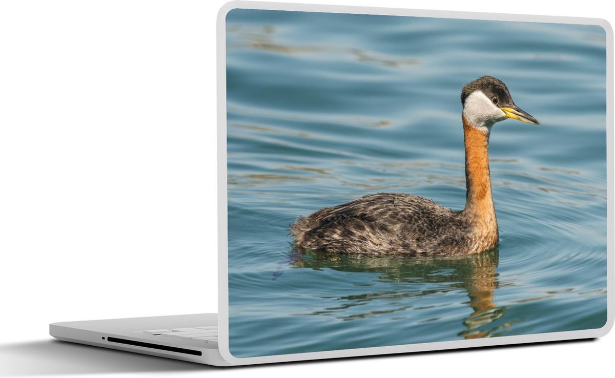 Afbeelding van product SleevesAndCases  Laptop sticker - 17.3 inch - Roodhalsfuut in het knalblauwe water