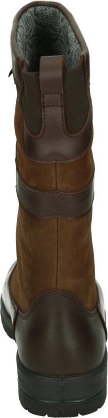 Achterkant van een bruine Dubarry laars, met ritssluiting en gespen.