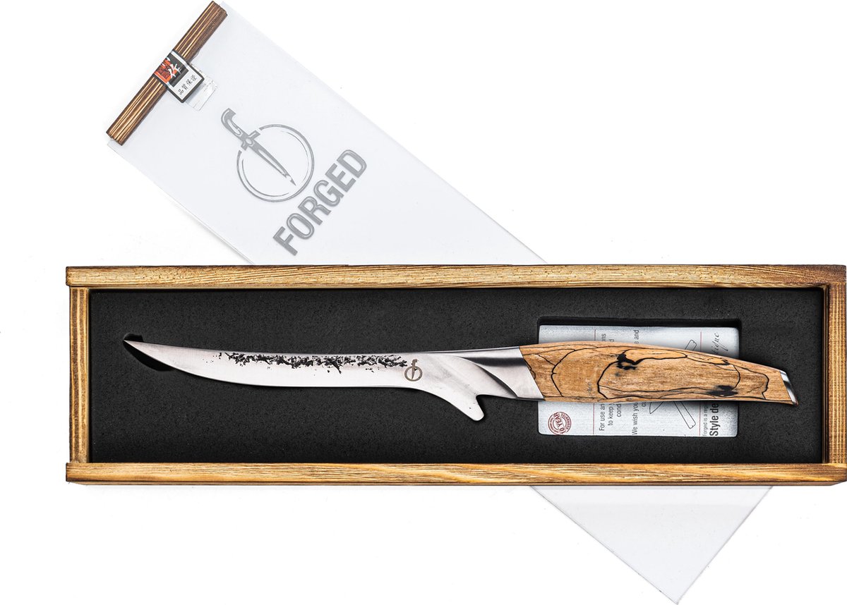 Forged Katai Uitbeenmes 16cm - VG10 Staal - In Houten Giftbox