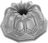 Tulband Bakvorm "Vaulted Cathedral Bundt Pan"- Nordic Ware | Sparkling Silver Holiday