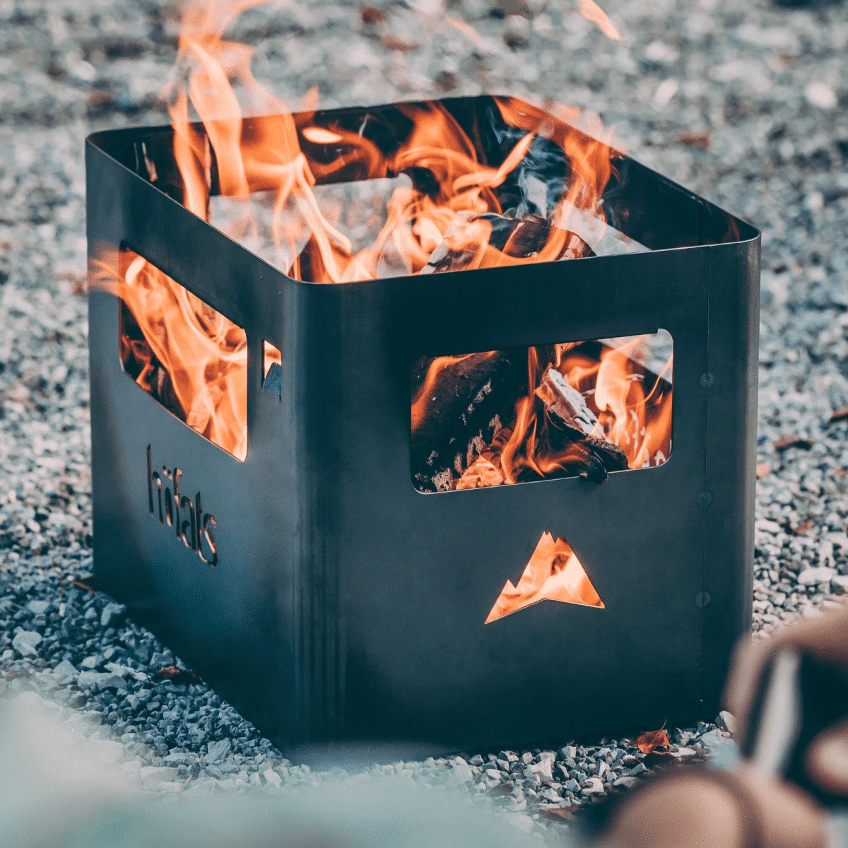 Höfats Beer Box Fire Basket