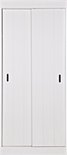 Witte kast met twee schuifdeuren en verticale planken, op witte achtergrond.