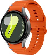 Bracelet Strap-it Siliconen Wave - Convient pour Samsung Galaxy Watch 7 (40 et 44 mm) / Galaxy Watch 6 (Classic) / Galaxy Watch 5 (Pro) / Galaxy Watch 4 (Classic) - orange