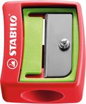 Rode STABILO puntenslijper met groene accenten en metalen mes