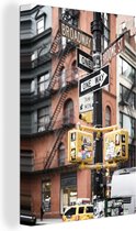 Panneaux de signalisation à New York 80x120 cm - Tirage photo sur toile (Décoration murale salon / chambre)